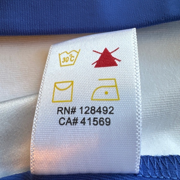 Walt Disney World Greg Norman Women's Small Long-Sleeve Golf Top Shirt Sporty - Picture 12 of 12